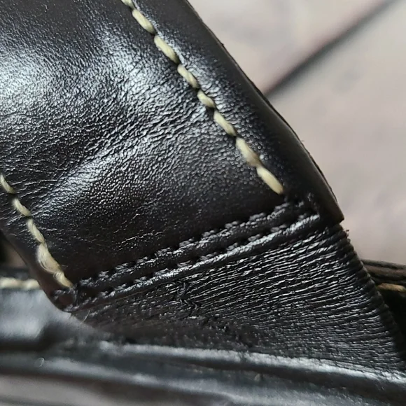 Cole Haan black leather strappy sandals, 9.5 - Picture 14 of 15